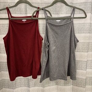 Two Women’s Old Navy Tank Tops Size M / Medium, Grey & Red